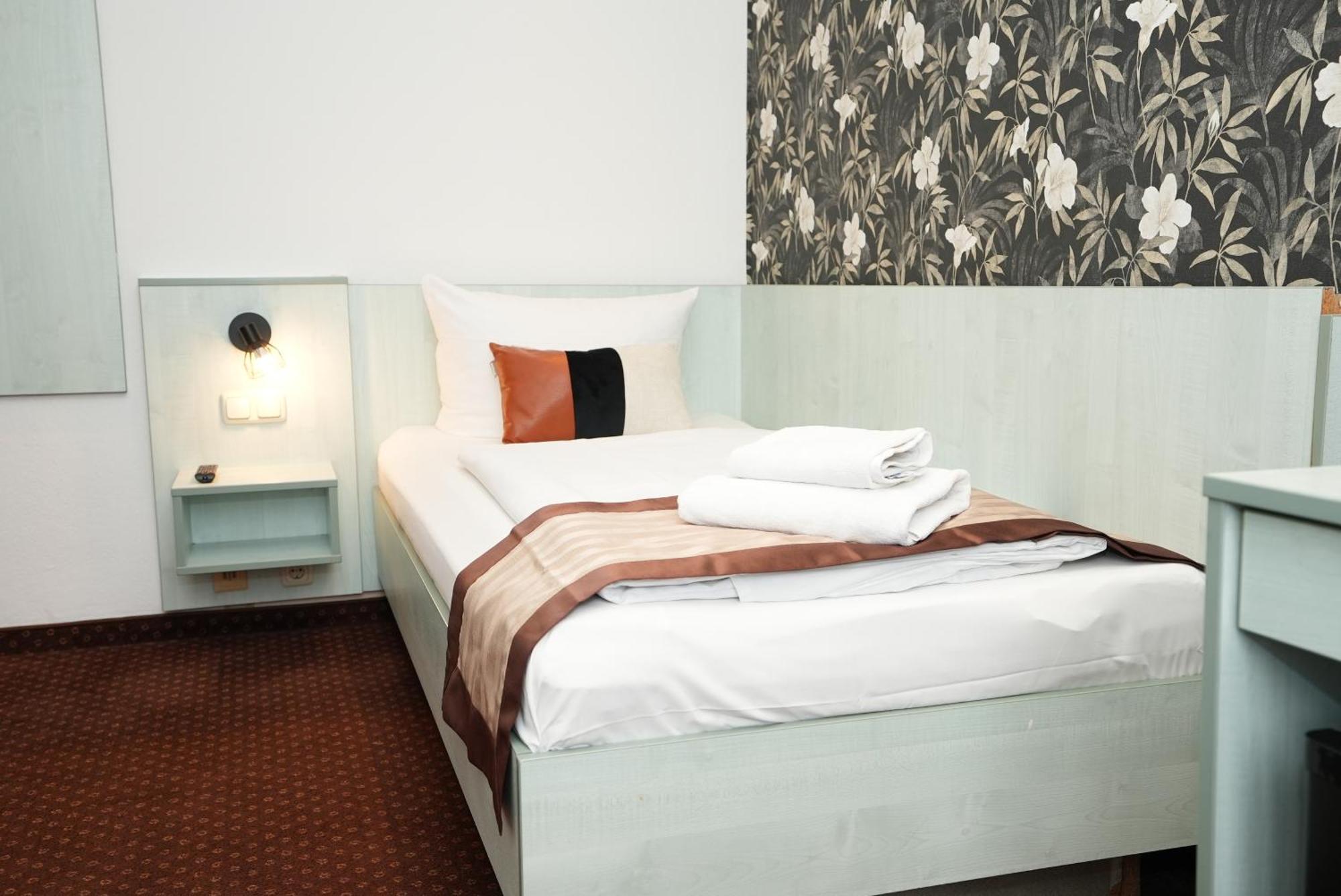 Attaché An Der Messe Hotel Frankfurt am Main