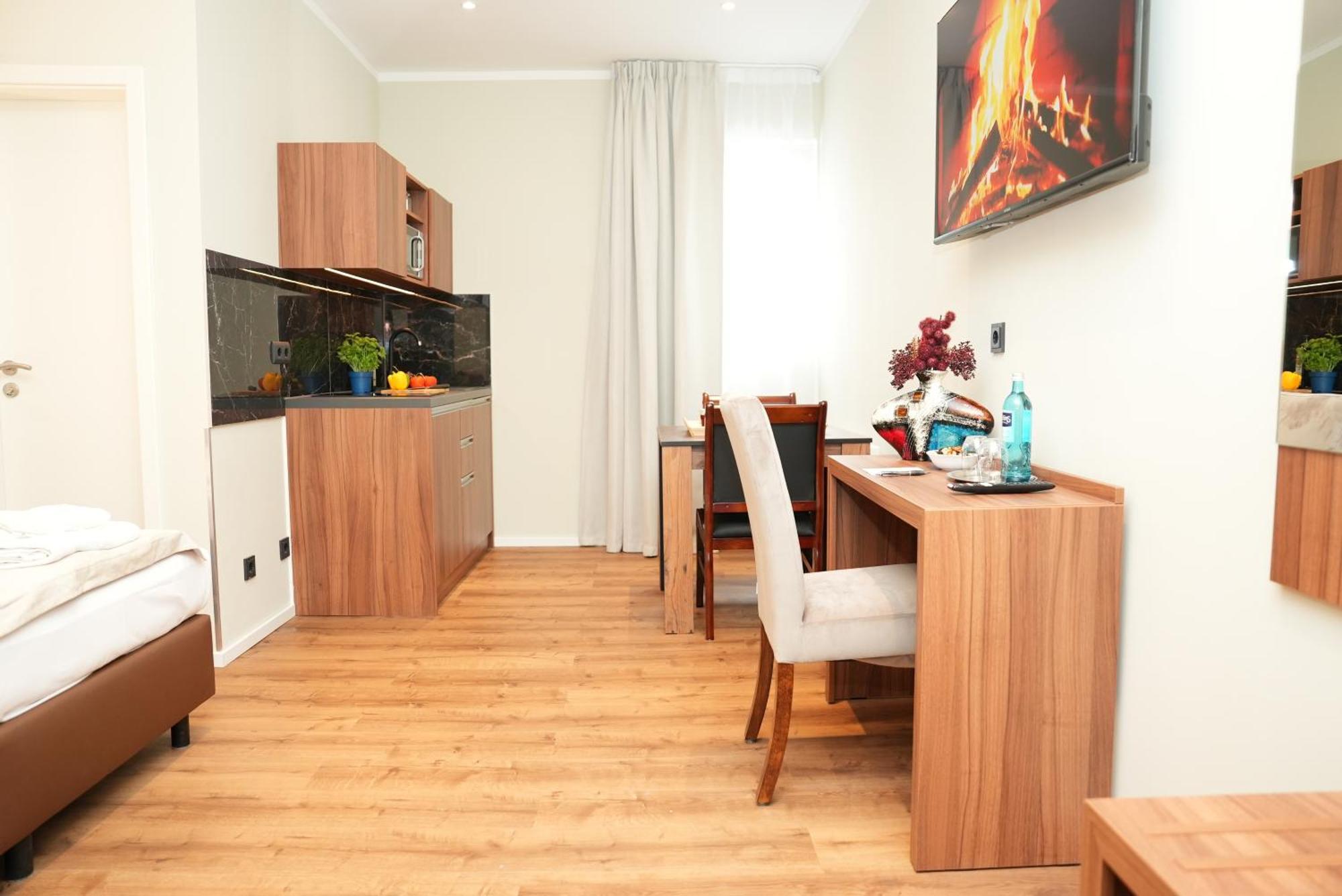 Hotel Attaché An Der Messe